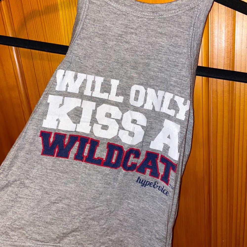 U of Arizona “Will Only Kiss a Wildcat” tank top.
